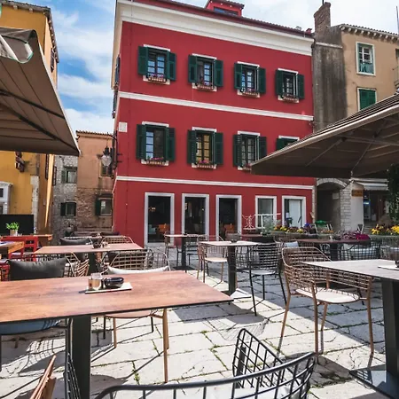 Palace Divnic By Armerun Heritage Hotel (Adults Only) Hotel