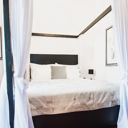 Palace Divnic By Armerun Heritage Hotel (Adults Only) Hotel