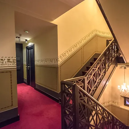 Palace Divnic By Armerun Collection (adults Only) Σίμπενικ