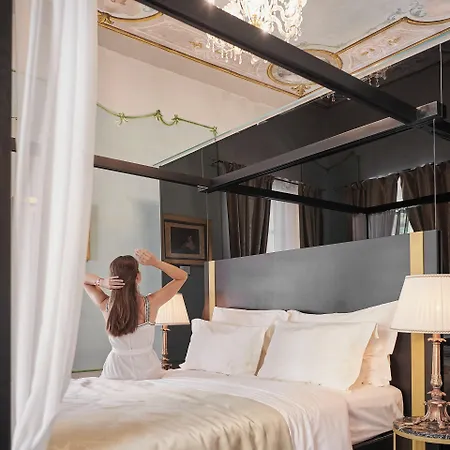 호텔 King Kresimir Heritage (adults Only)