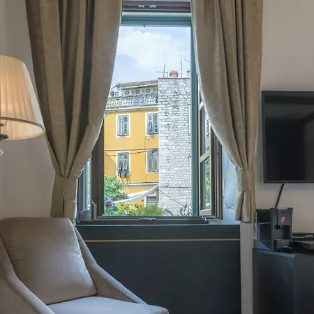 Hotel Palace Divnic By Armerun Heritage Hotel (Adults Only)