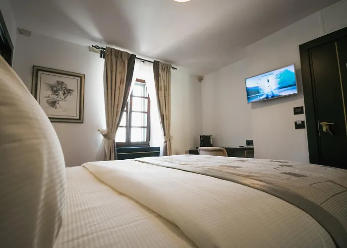 Palace Divnic By Armerun Heritage Hotel (Adults Only) 4*