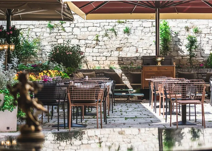 Palace Divnic By Armerun Heritage Hotel (Adults Only) Šibenik