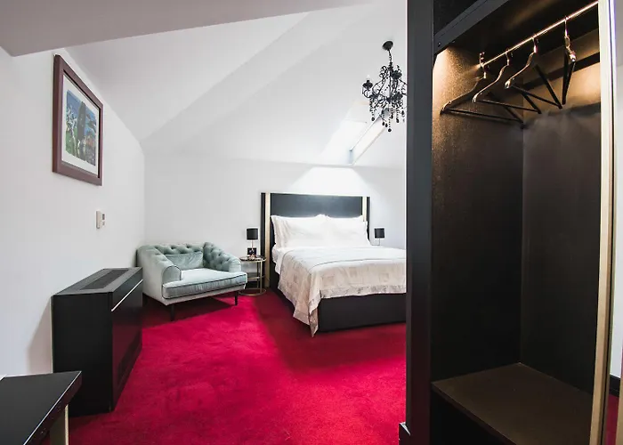 Hotel Palace Divnic By Armerun Heritage Hotel (Adults Only)