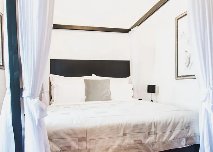 Palace Divnic By Armerun Heritage (adults Only) Hotel