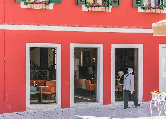 Hotel Palace Divnic By Armerun Heritage Hotel (Adults Only) 4*