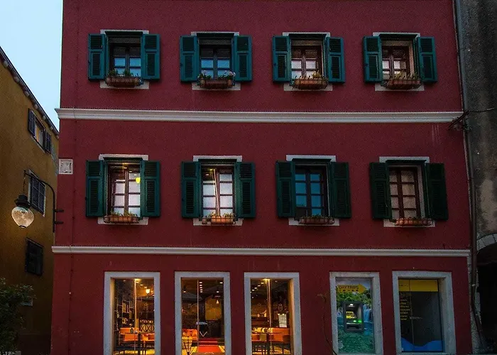 Palace Divnic By Armerun Heritage (adults Only) 4* Šibenik