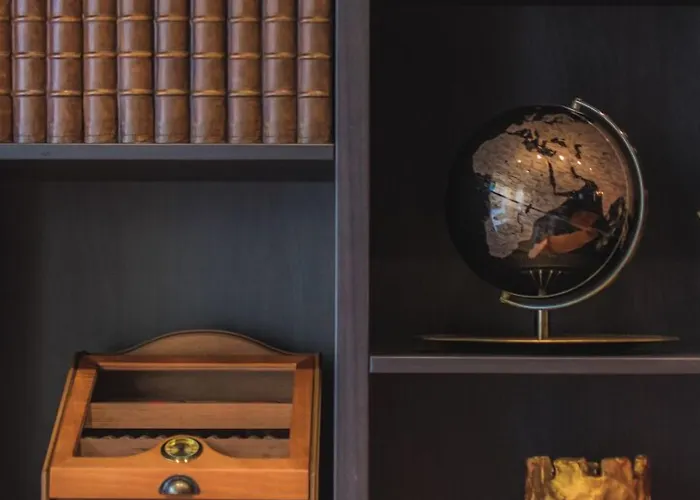 킹 크레시미르 헤리티지 호텔 호텔 4*