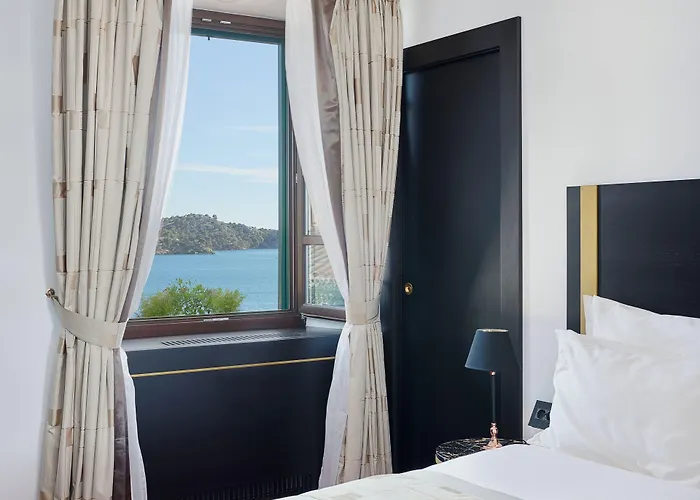 Palace Divnic By Armerun Heritage (adults Only) Sibenik