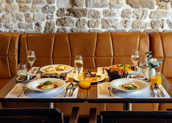 Palace Divnic By Armerun Heritage Hotel (Adults Only) Šibenik